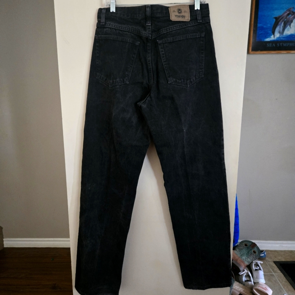Wrangler Jeans 32 x 34 Relaxed Fit